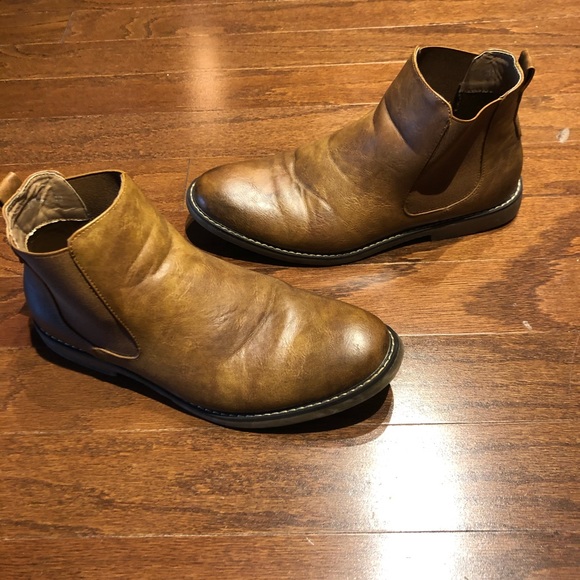 Men’s Chelsea Boot - Picture 3 of 4
